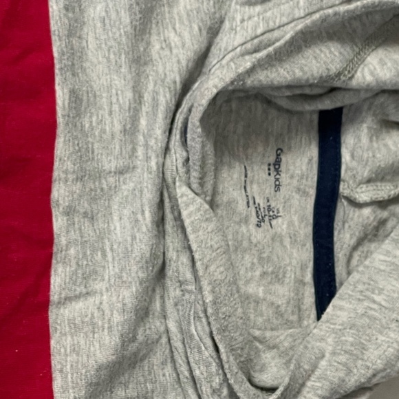 Gap Kids gray with one blue stripe Youth L (10/12) long sleeve shirt - Picture 2 of 3